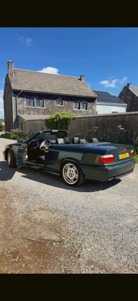 BMW 328i e36 cabriolet 109km volledige opties, Auto's, Achterwielaandrijving, Zwart, Cabriolet, Leder