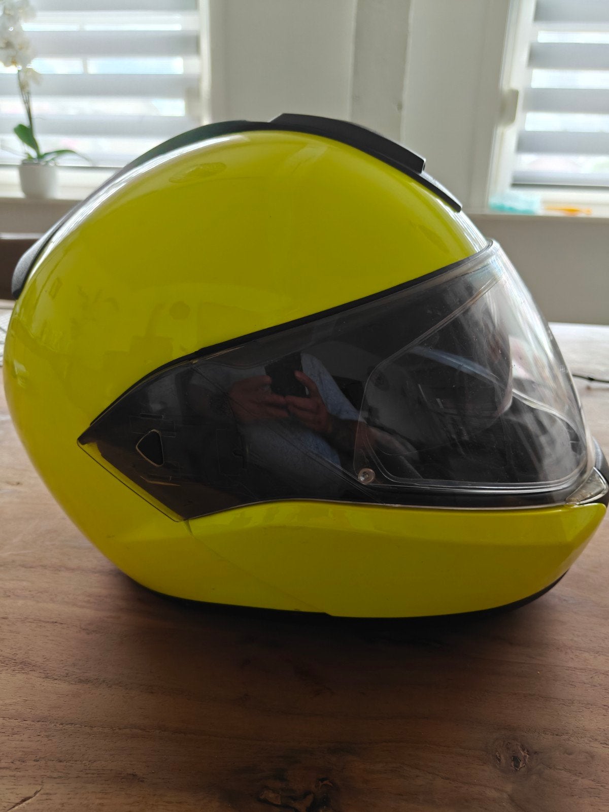 BMW helm, Ophalen