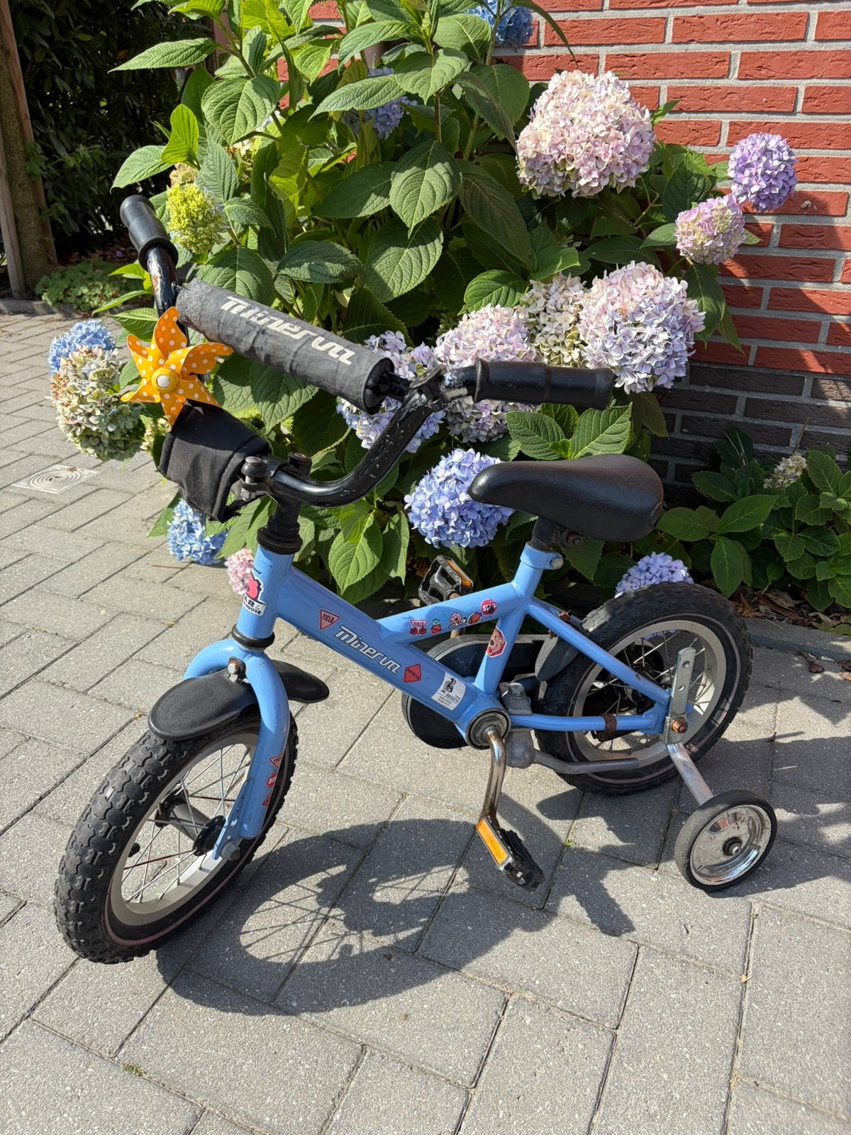 Kinderfietsje 12inch met zeiwieltjes, Ophalen, Zo goed als nieuw