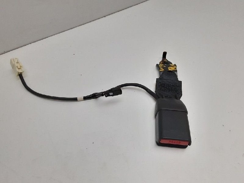 BOUCLE DE CEINTURE ARRIÈRE DROIT Suzuki Baleno (EW / FW), Utilisé, Suzuki