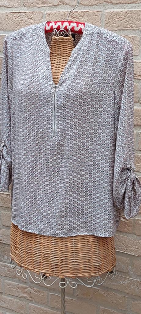 Bloesje maat m c &a, Kleding | Dames, Blouses en Tunieken, Maat 38/40 (M), Overige kleuren, Ophalen of Verzenden, Zo goed als nieuw