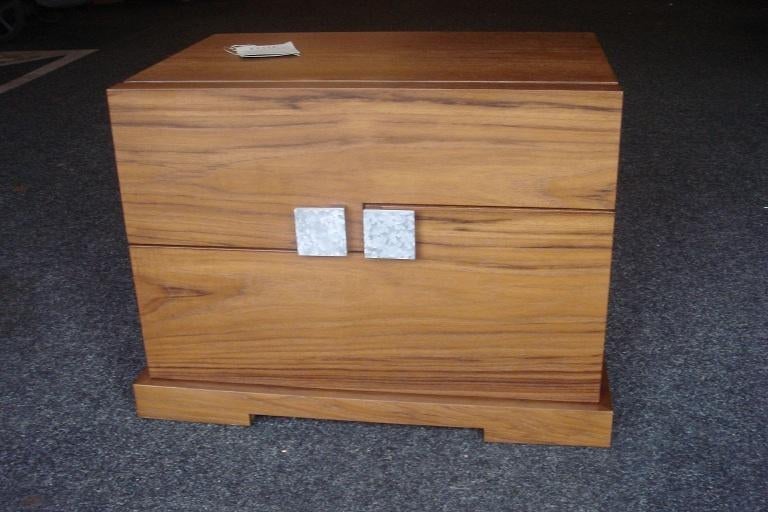 NIEUW NACHTKASTJE LAMPTAFEL BIJZETTAFEL ITALIAANS DESIGN, Ophalen, Hout, Nieuw, Modern