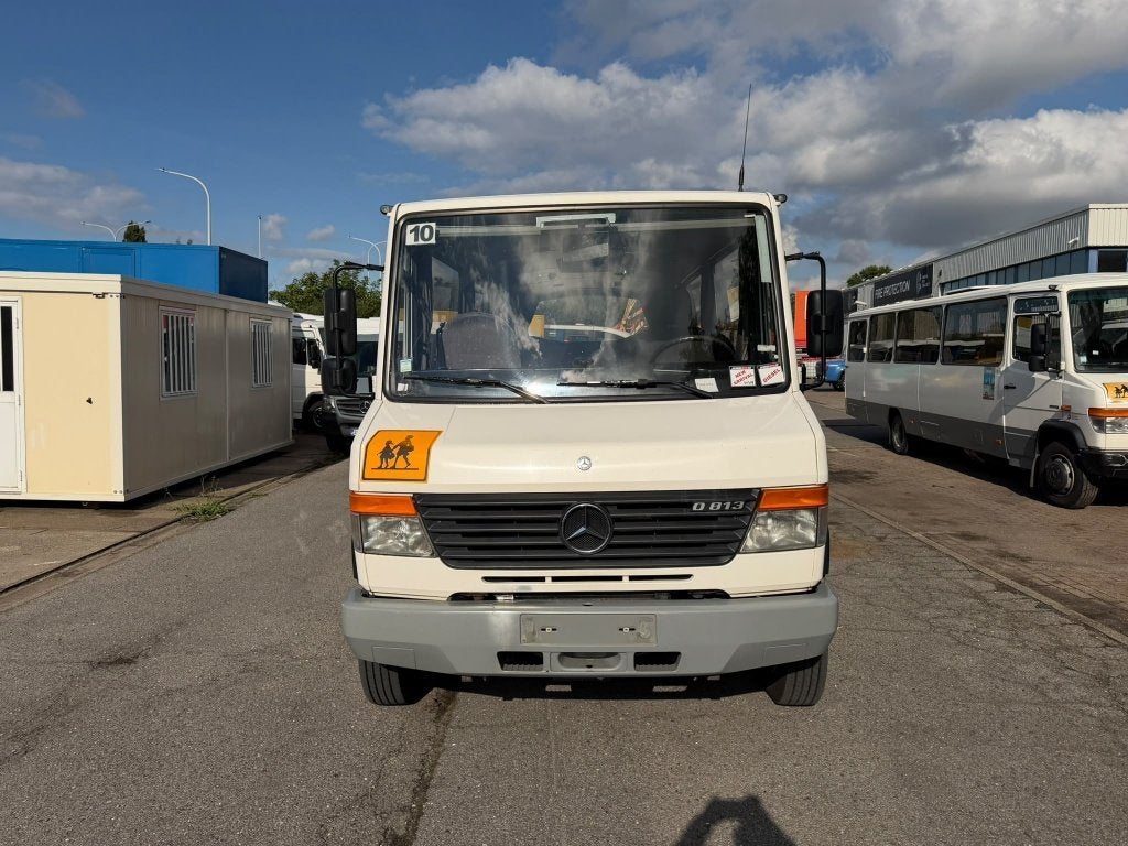 Mercedes Vario 0813 (Stock ID 50508) — 3