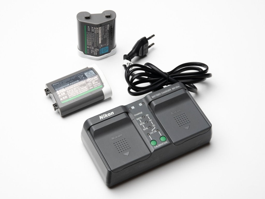Nikon MH-26a lader + 2 originele Nikon batterijen, Audio, Tv en Foto, Fotografie | Accu's en Batterijen, Ophalen, Nikon, Acculader