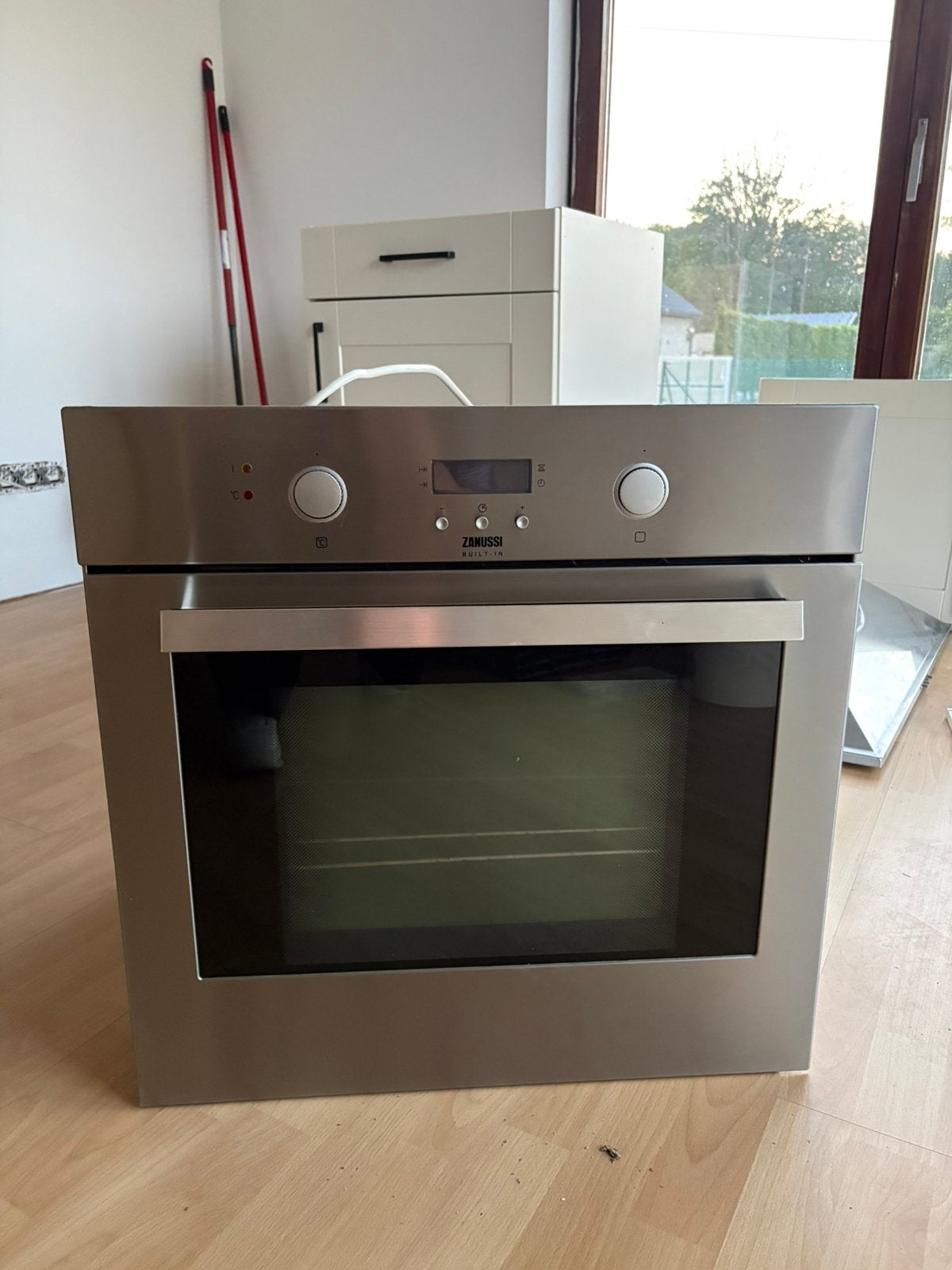 Zanussi built in oven, Elektronische apparatuur, Ophalen, Zo goed als nieuw, Zanussi, Oven