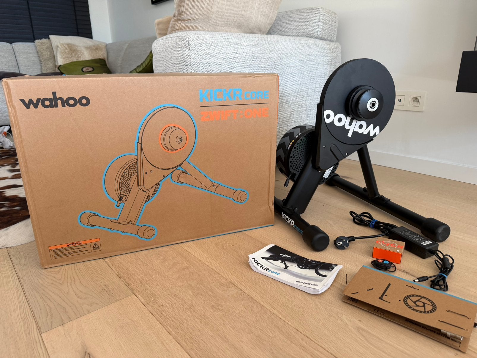 Wahoo KICKR CORE Zwift cog and click trainer, Ophalen of Verzenden, Zo goed als nieuw