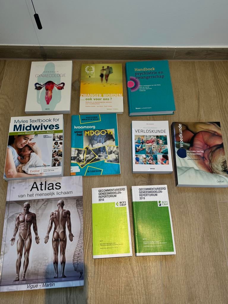 Vroedkunde boeken, Ophalen, Zo goed als nieuw