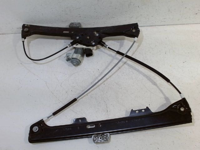 Raammechaniek elektrisch rechts voor BMW 5 serie, Onderdelen@venauto.nl, Van der Ven Autorecycling B.V., Gebruikt, Ettenseweg 76, 4706 PB Roosendaal, The Netherlands