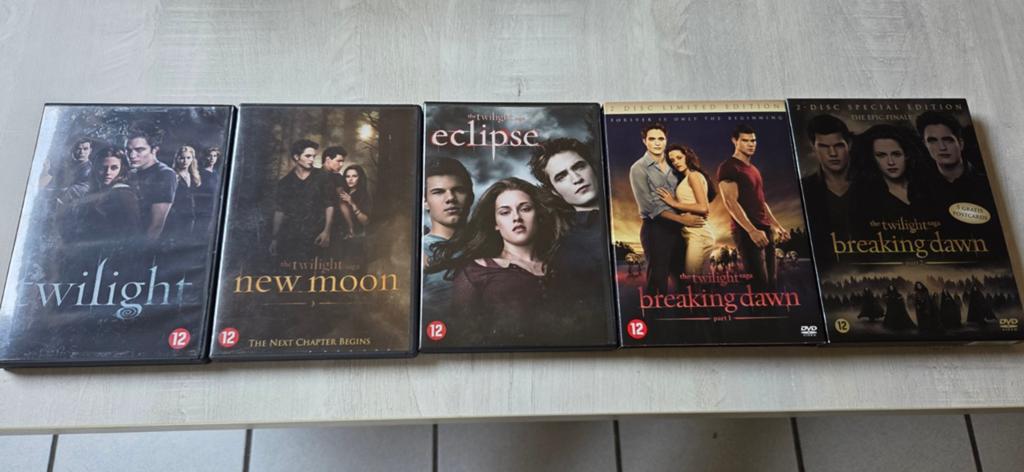 The twilight saga(5films) 2special editions!!, Ophalen