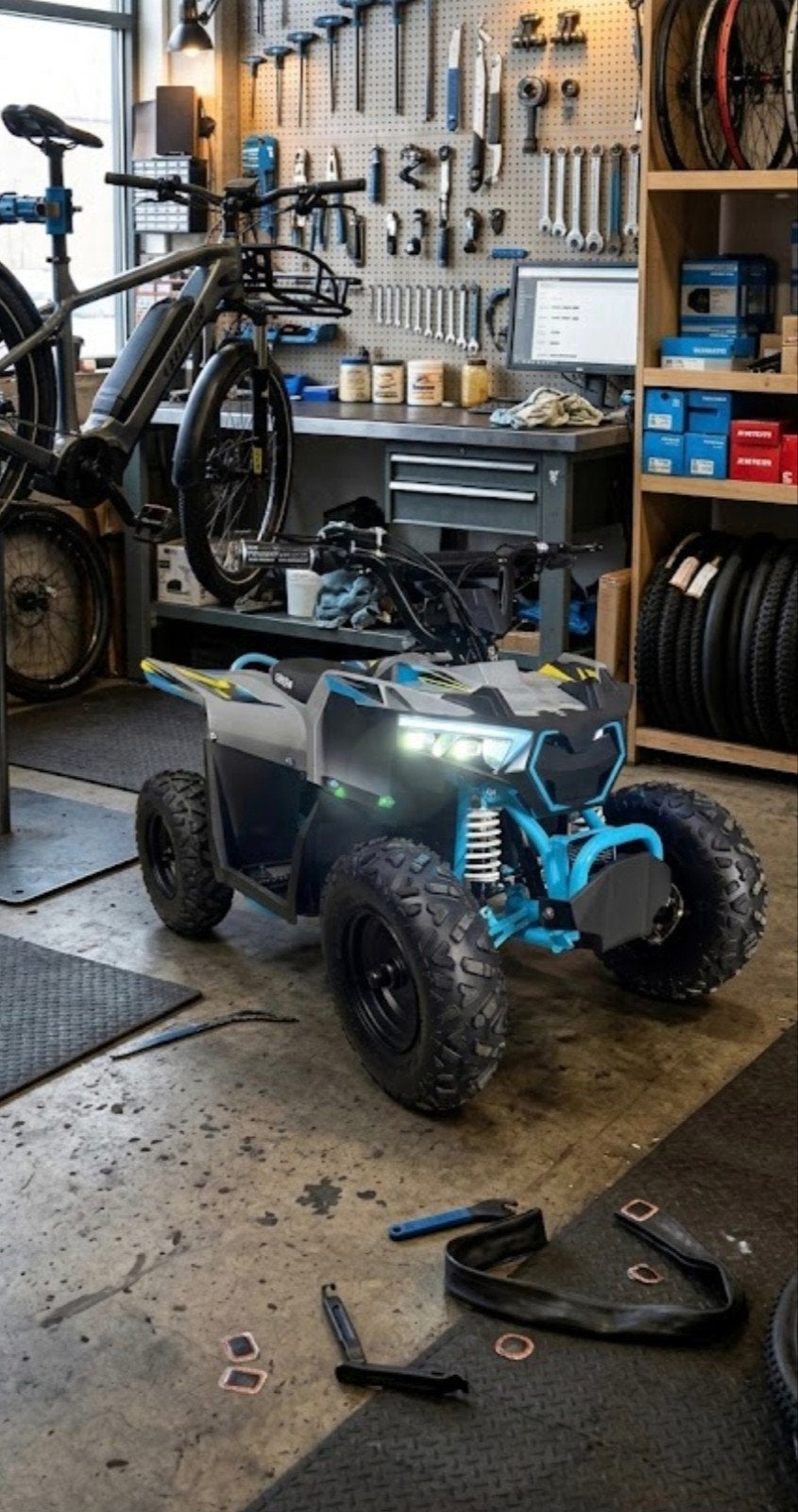 LARGE GAMME DE CROSSERS, DE QUADS ET DE VÉLOS ÉLECTRIQUES