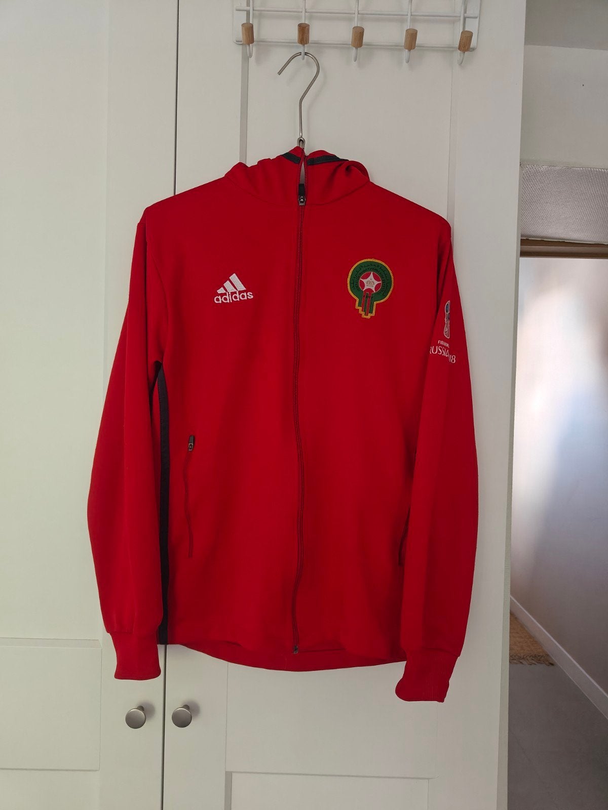 Red Adidas FRMF Morocco national team jacket (WK 2018), Ophalen, Maat 48/50 (M), Adidas, Voetbal