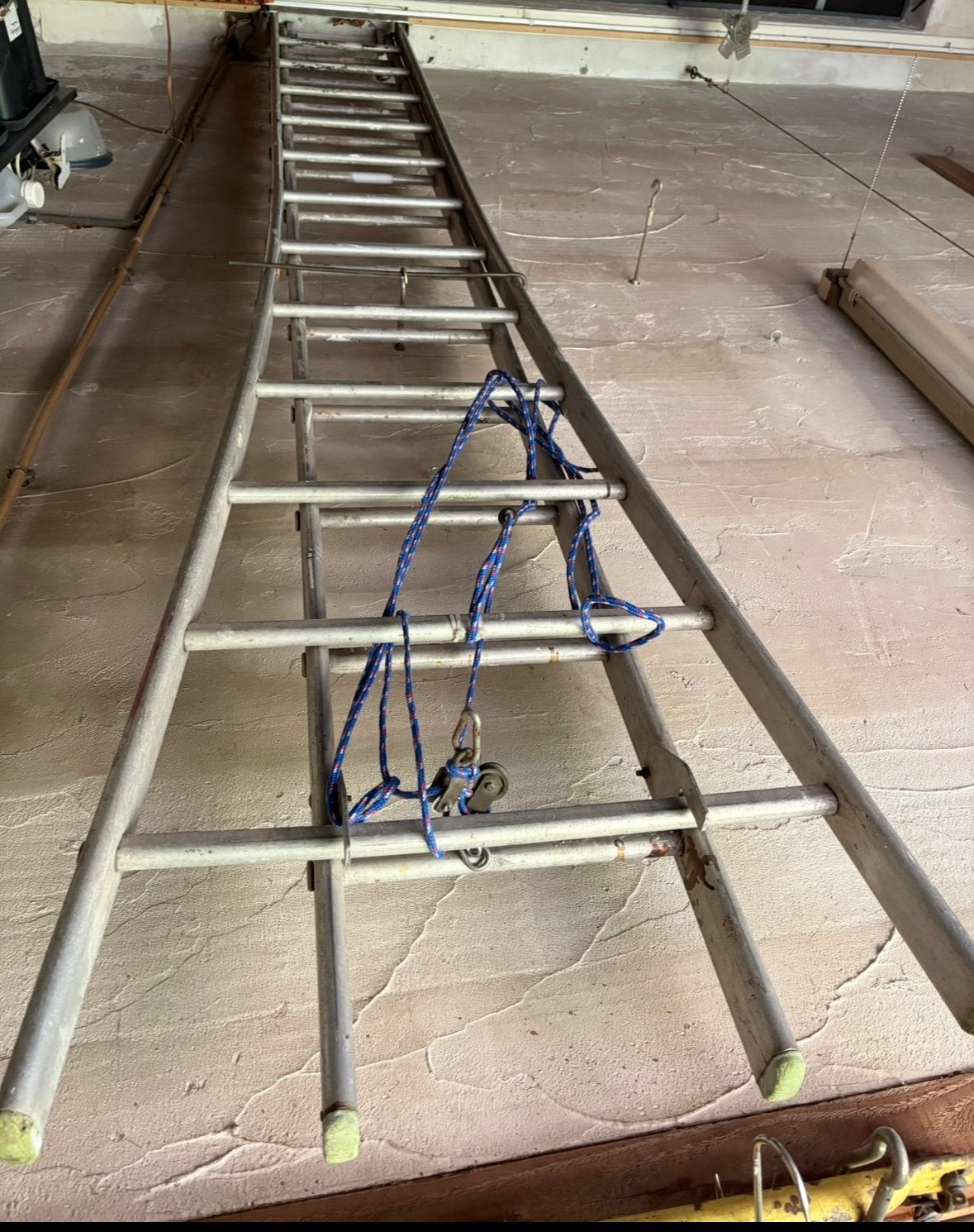 Stevige uitschuifladder 6meter 50, Doe-het-zelf en Bouw, Ophalen, Gebruikt