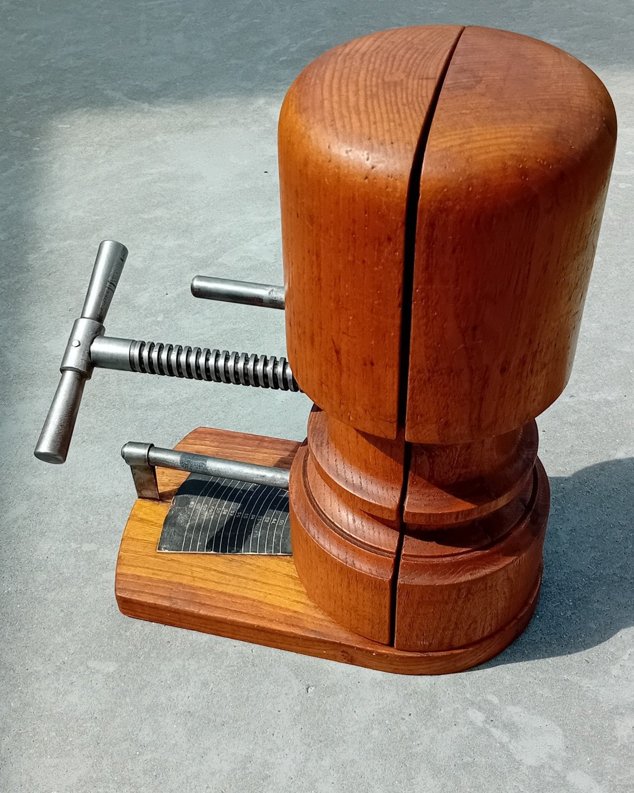 Grand Écarteur / Agrandisseur de Chapeau Ancien en Bois d'At, Antiquités & Art, Enlèvement ou Envoi