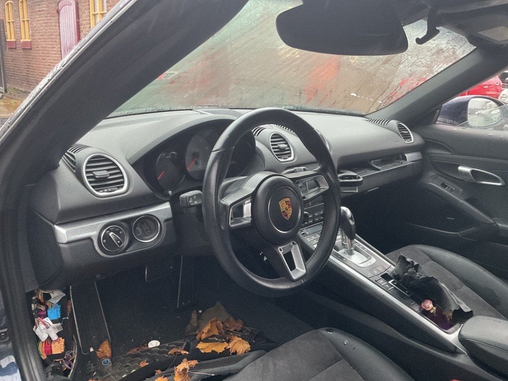 AIRBAG SET + DASHBOARD Porsche 718 Boxster (982) (01-2016/-), Gebruikt, Porsche Deutschland GmbH, Porscheplatz 1
70435  Stuttgart, DE