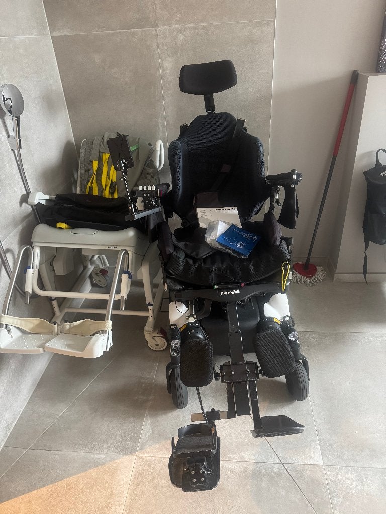 elektrische rolstoel, Ophalen, Zo goed als nieuw, Elektrische rolstoel