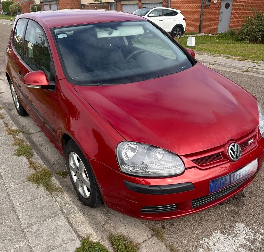 Golf 5  1.4 essence 75 ch de 2004, Achat, Boîte manuelle, Apple Carplay, 5 places