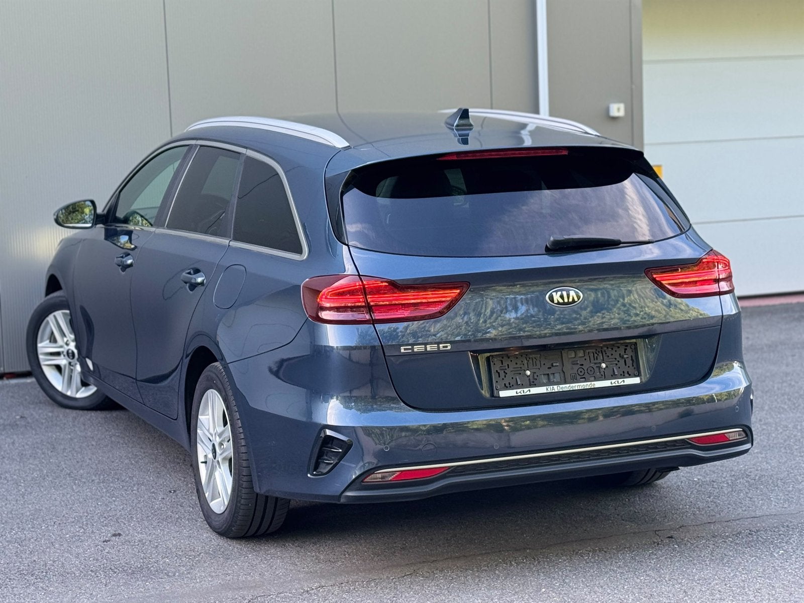 Kia Ceed SW 1.0 T-GDI * 2020 * 90dkm * Camera * Keyless go *, Auto's, Voorwielaandrijving, Dealer onderhouden, Euro 6, Blauw