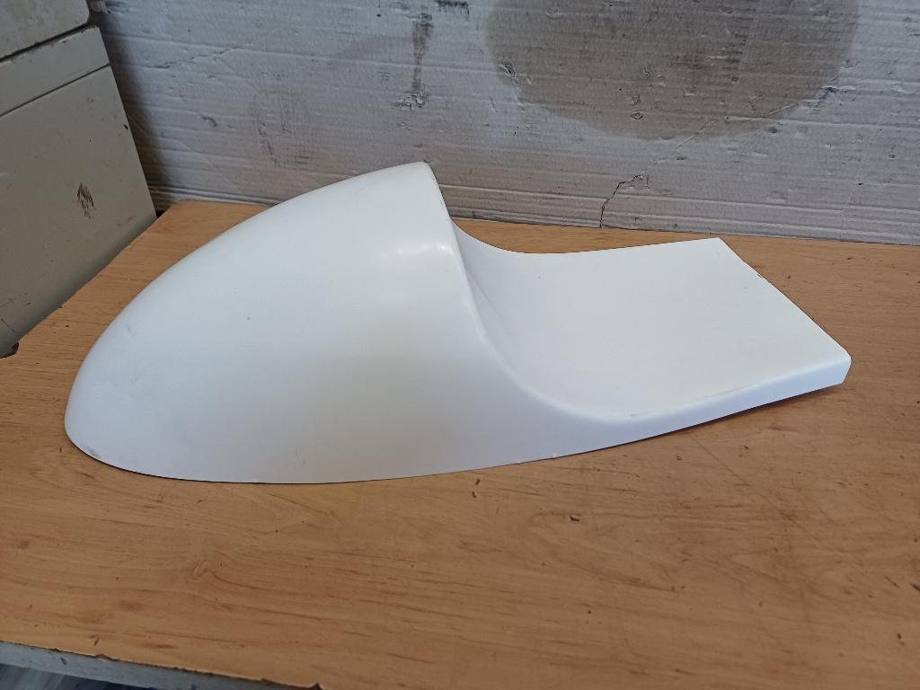 caferacer kont, Enlèvement, Neuf