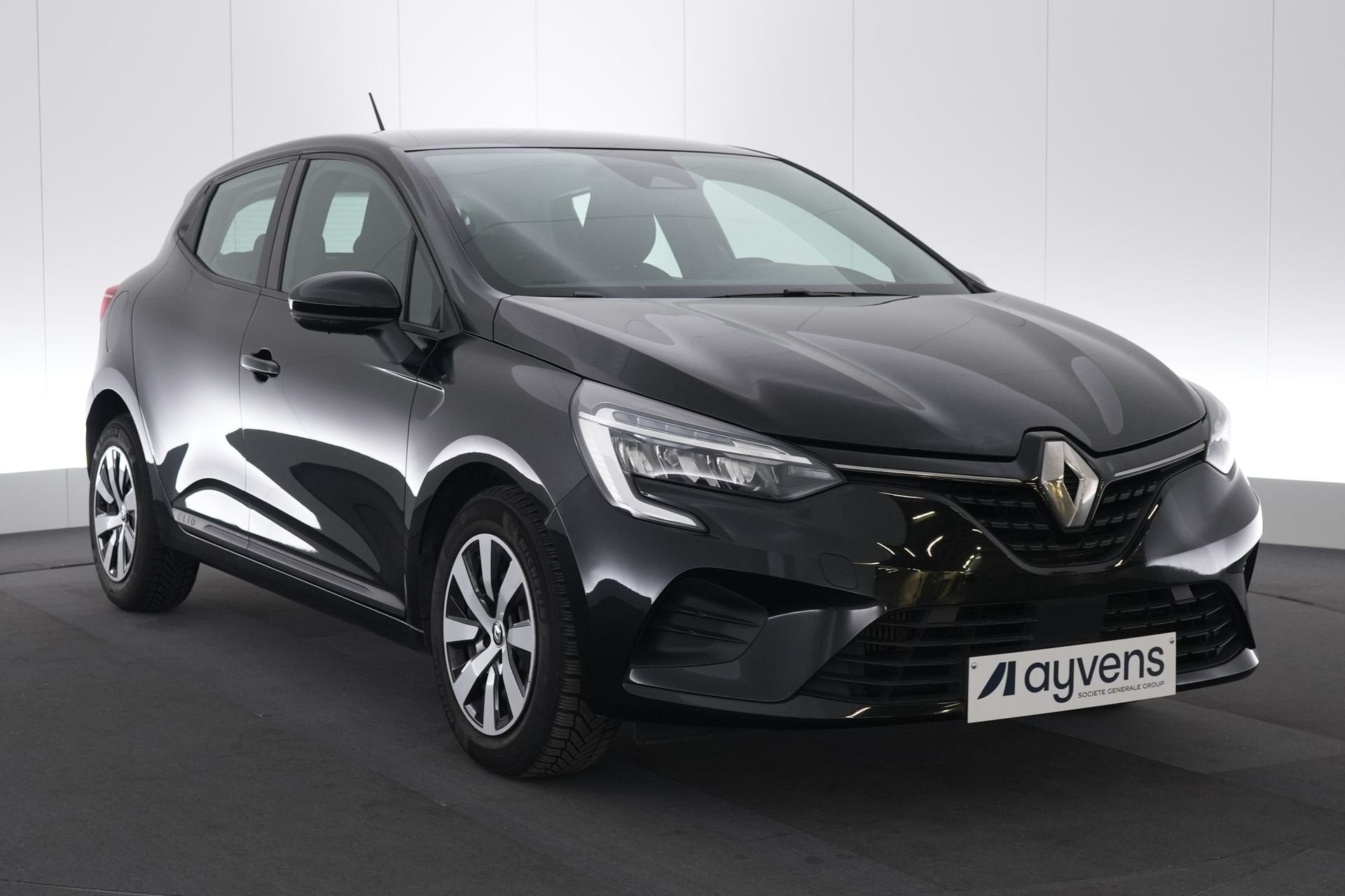 (2CTU694) RENAULT CLIO, Auto's, Voorwielaandrijving, Stof, Gebruikt, Euro 6