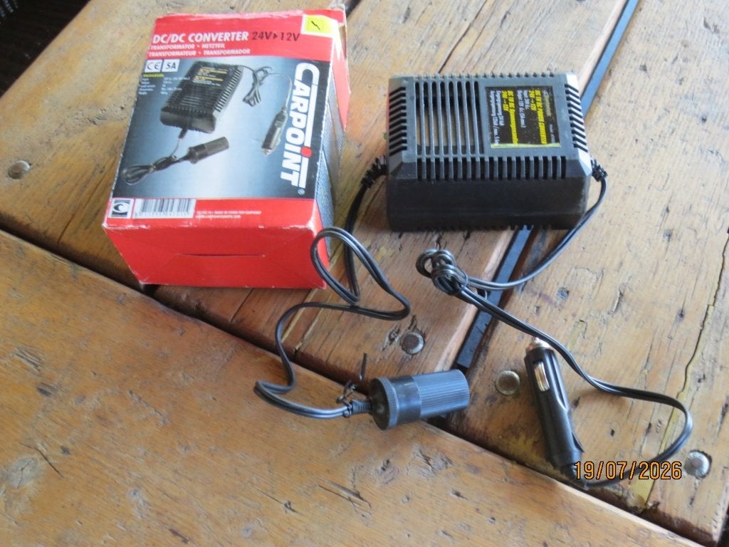 CONVERTER 24Volt naar 12Volt, Enlèvement ou Envoi, Comme neuf, Émetteur et Récepteur
