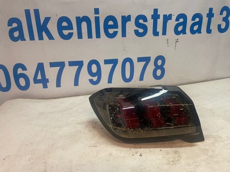 Peugeot 208 achterlicht  links (2021)  9823216780, -, Utilisé, -, -