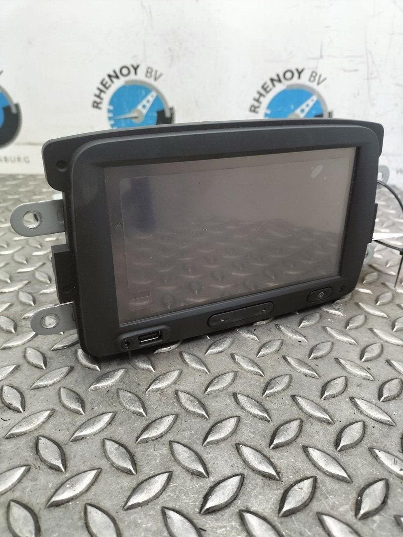 RENAULT TRAFIC F82  NAVIGATIE 281150494R 2016, Ophalen of Verzenden, Gebruikt, ARN erkend