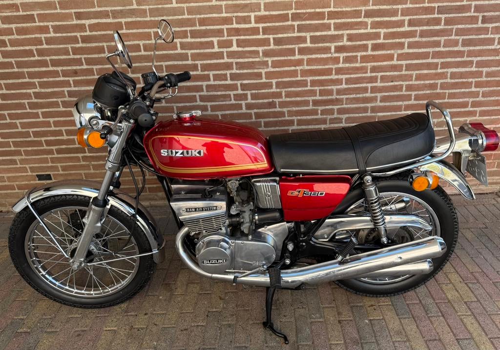 Suzuki GT 380, Motoren, Gebruikt, 3 cilinders, Toermotor, Handgeschakeld