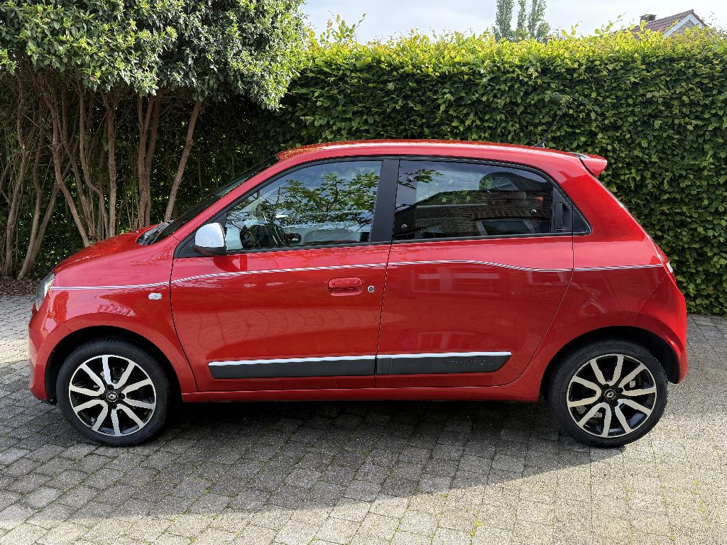RENAULT TWINGO 3, Autos, Renault, Rouge, Boîte manuelle, Entretenue par le concessionnaire, Noir