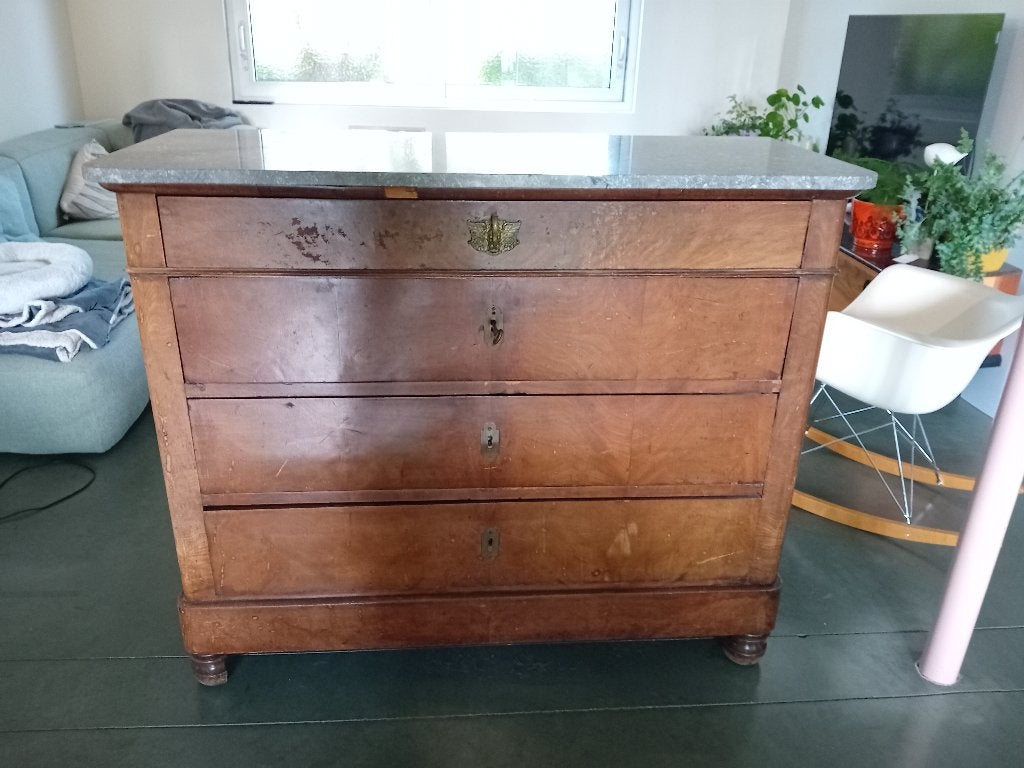 Antiek kastje, Ophalen
