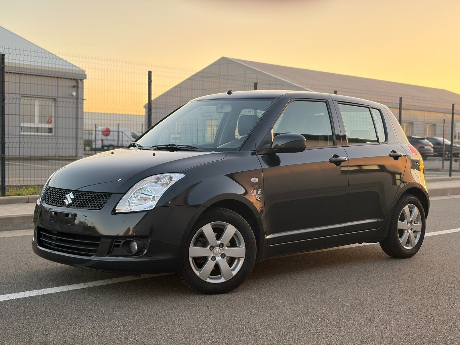 Suzuki Swift 1.3i ESSENCE //90.000km //92ch // Suivi complet, Auto's, Swift, Particulier, Te koop, Benzine