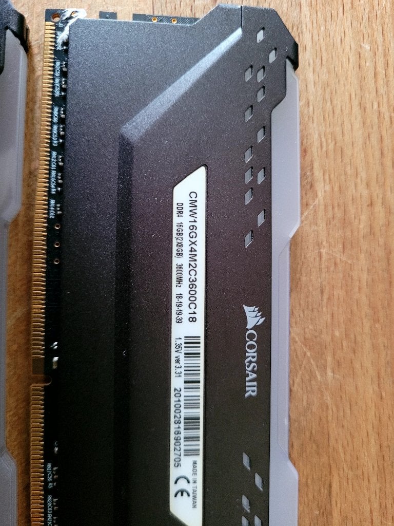 Corsair Vengeance RGB PRO 16 GB (2x8 GB) 3600 MHz CL 18, Computers en Software, RAM geheugen, Ophalen, DDR4, Zo goed als nieuw