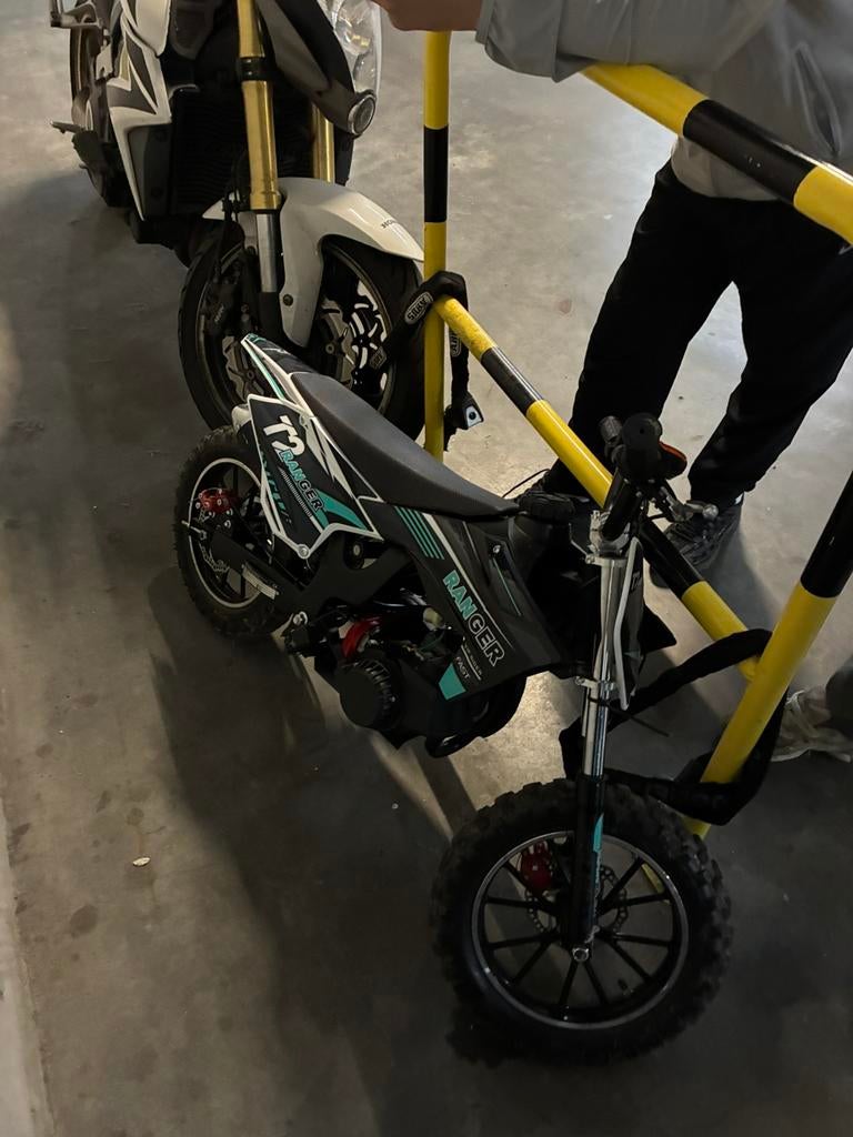 Pocket bike, Ophalen, Zo goed als nieuw, 49 cc, Pitbike