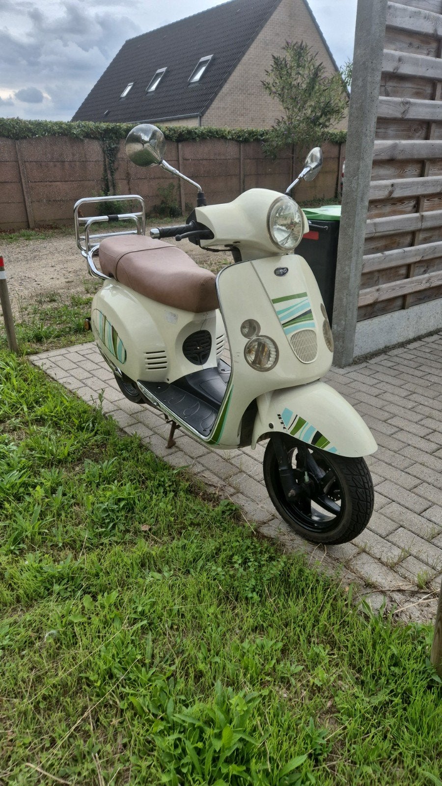 btc victoria 50cc a klasse. rijdend, Fietsen en Brommers, Brommers | Overige merken, Ophalen, Gebruikt, Boatian btc victoria, Klasse A (25 km/u)
