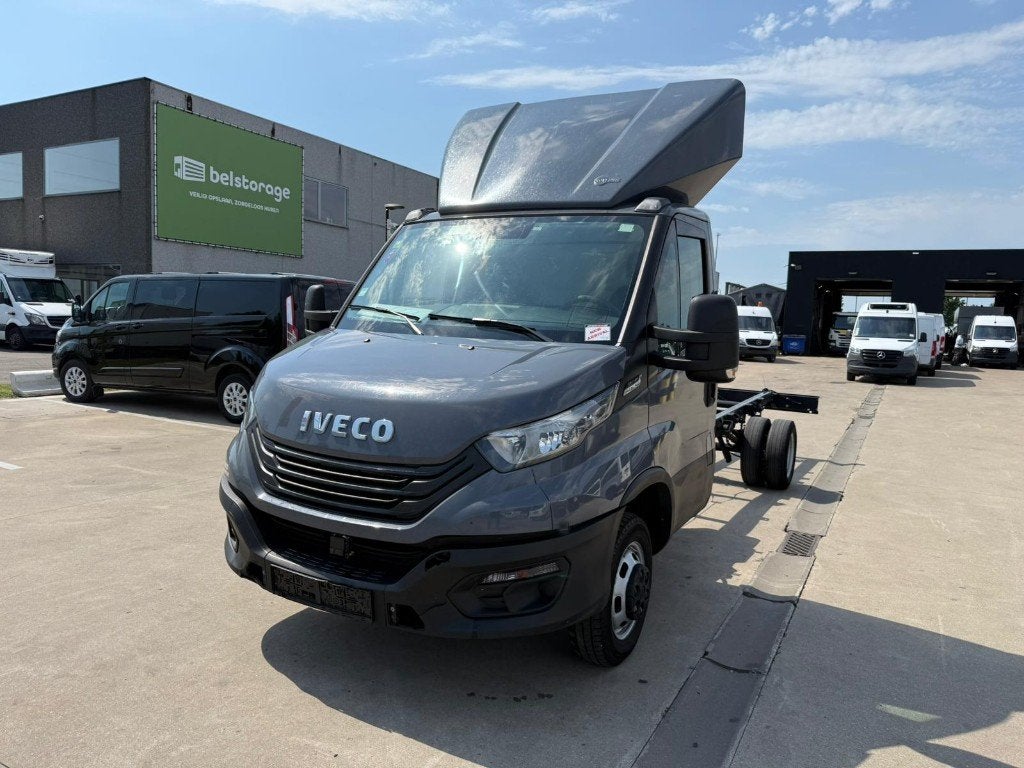 Iveco Daily 50 180 (Numéro de stock 49198), Argent ou Gris, Achat, Euro 6, Entreprise