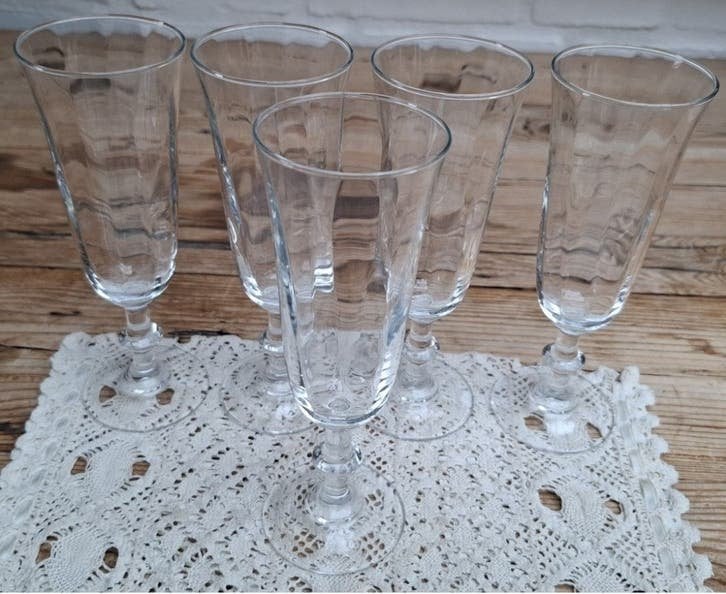 5 Vintage Franse champagne flutes met facet, Enlèvement ou Envoi