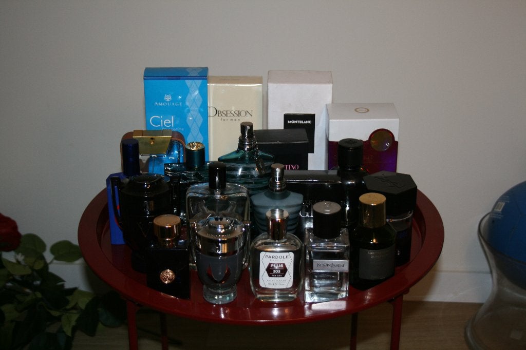 Collection de parfums, Envoi, Comme neuf