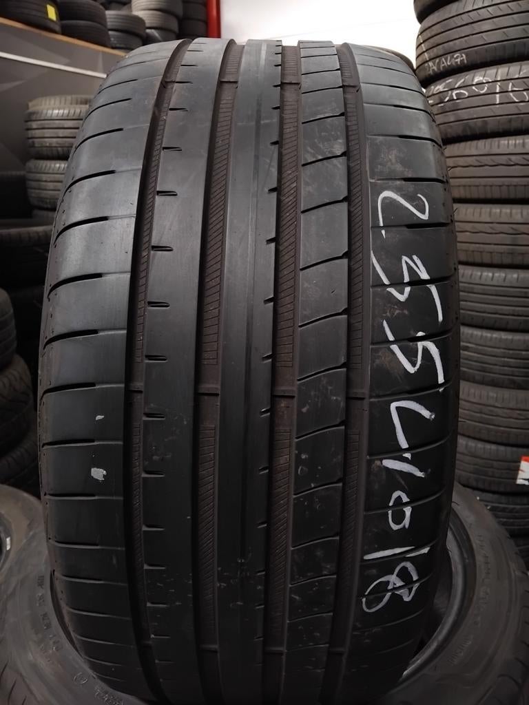 255/40R18 2554018 255/40/18 été Goodyear runflat 2023, Enlèvement