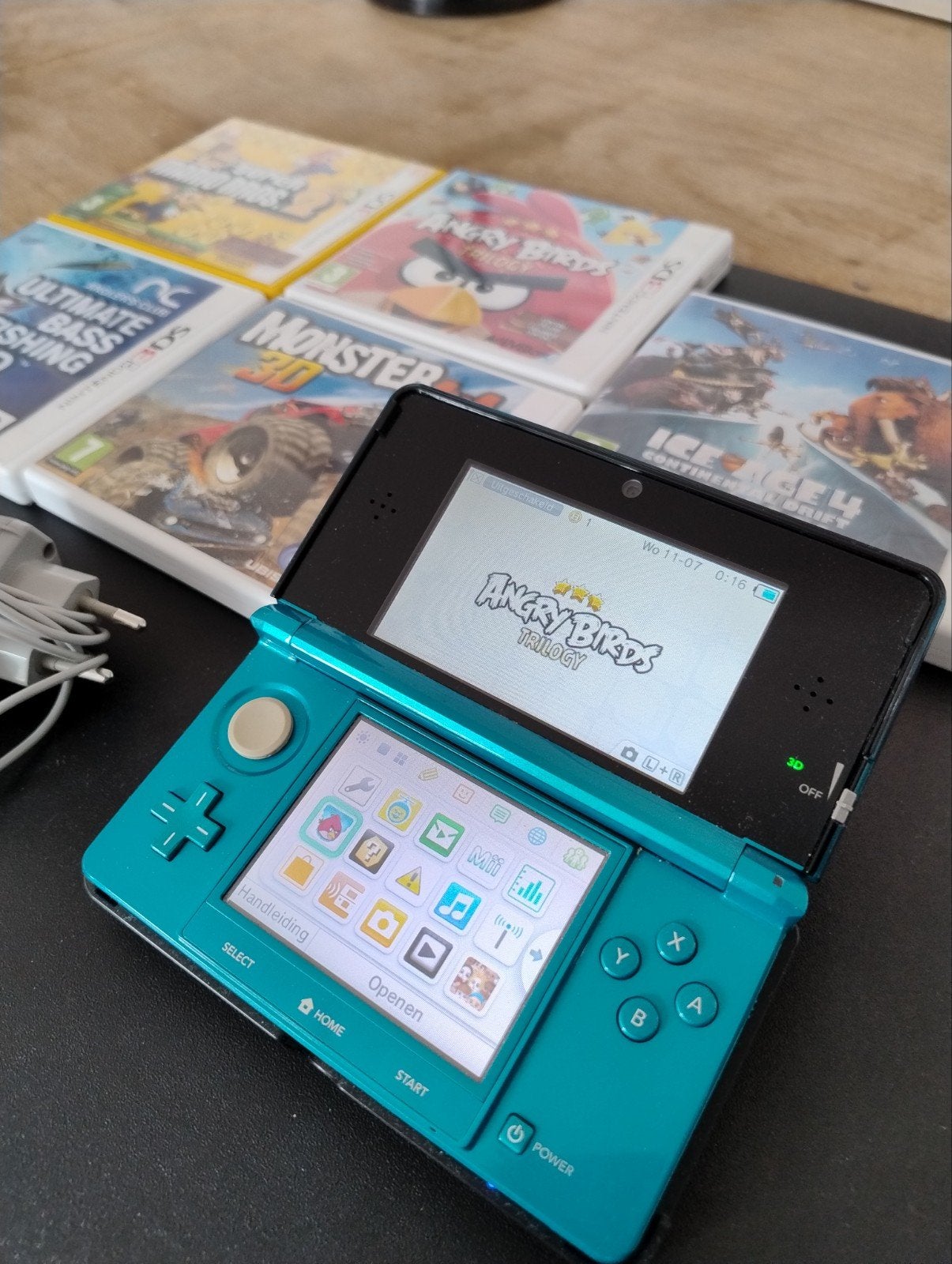 Nintendo 3ds blauw in goede staat, Consoles de jeu & Jeux vidéo, Consoles de jeu | Nintendo 2DS & 3DS, 3DS, Enlèvement, Utilisé