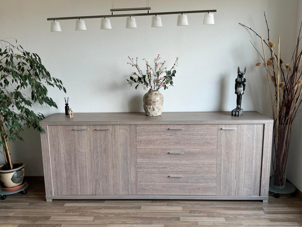 Dressoir grijze eik, Ophalen, Zo goed als nieuw
