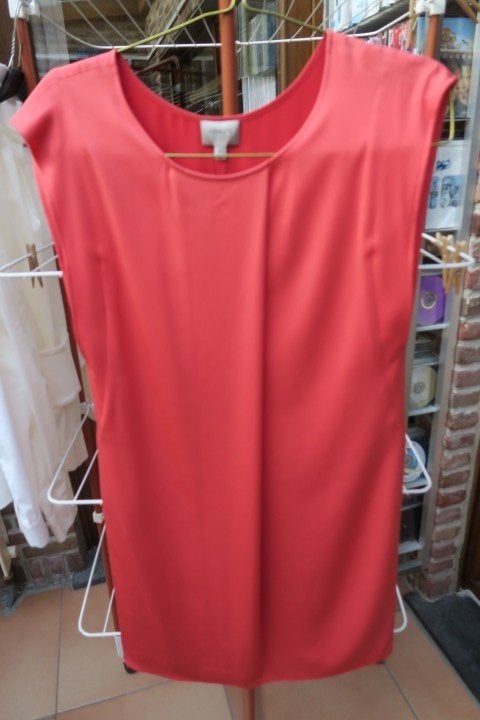 Kleedje nieuw rood zijde Armani Collezioni mt 38 (it42), Nieuw, Ophalen of Verzenden, Knielengte, Rood