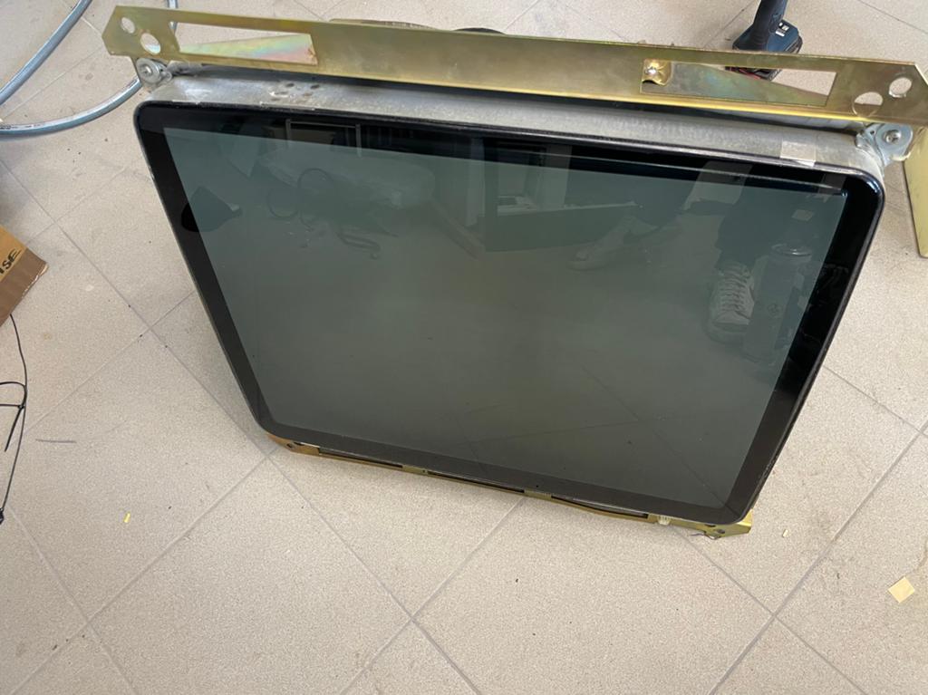 Moniteur CRT Wei-Ya 29” Tri-Fréquence – Egret 3 – bon état, Enlèvement