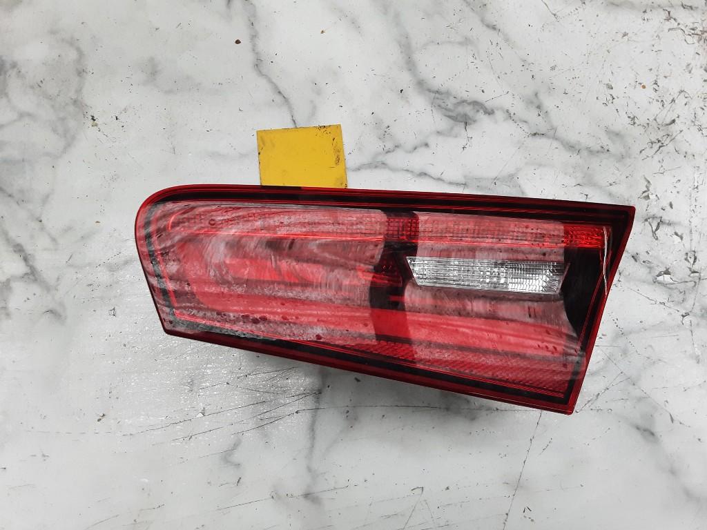 ACHTERLICHT RECHTS ACHTERKLEP A3 (8V1 / 8VK) (8V3945094B), Gebruikt, Mevr. I. Hauben, Audi, Rue de l'Espoir 34 34
4030  GRIVEGNÉE, BE