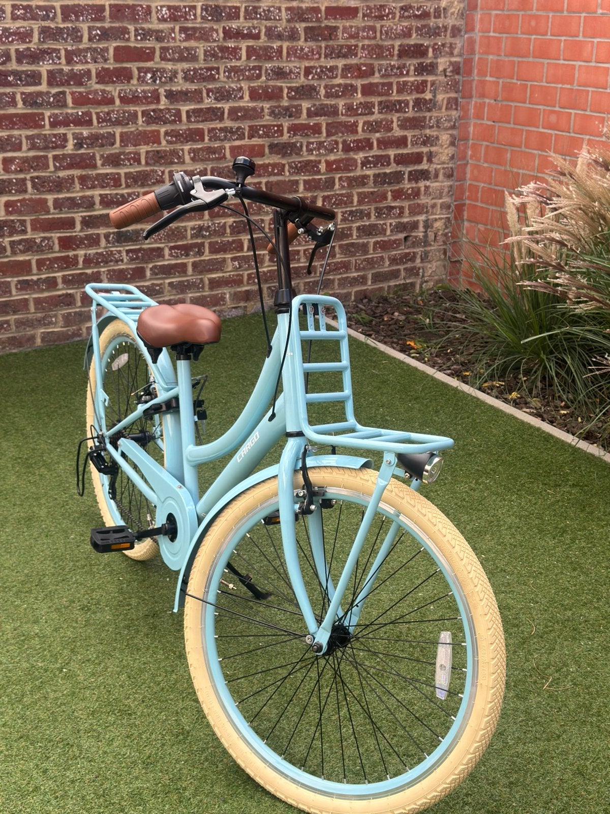 Te koop: Lichtblauwe fiets 26 inch – Nieuw, nooit gebruikt, Ophalen, Zo goed als nieuw, Versnellingen