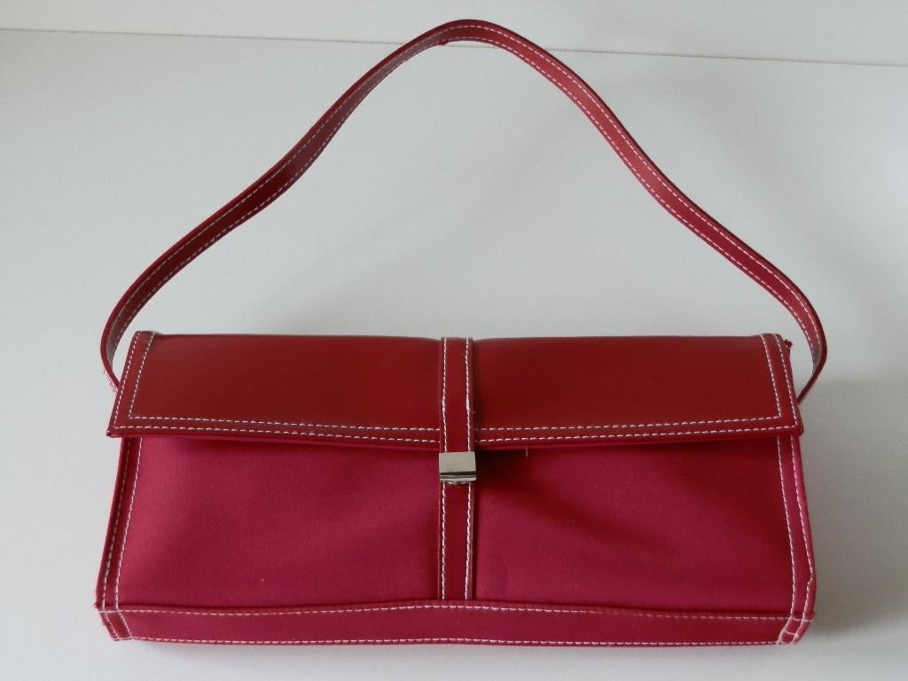 Sac pour femme Azzaro., Enlèvement ou Envoi, Comme neuf, Rouge, Autres types