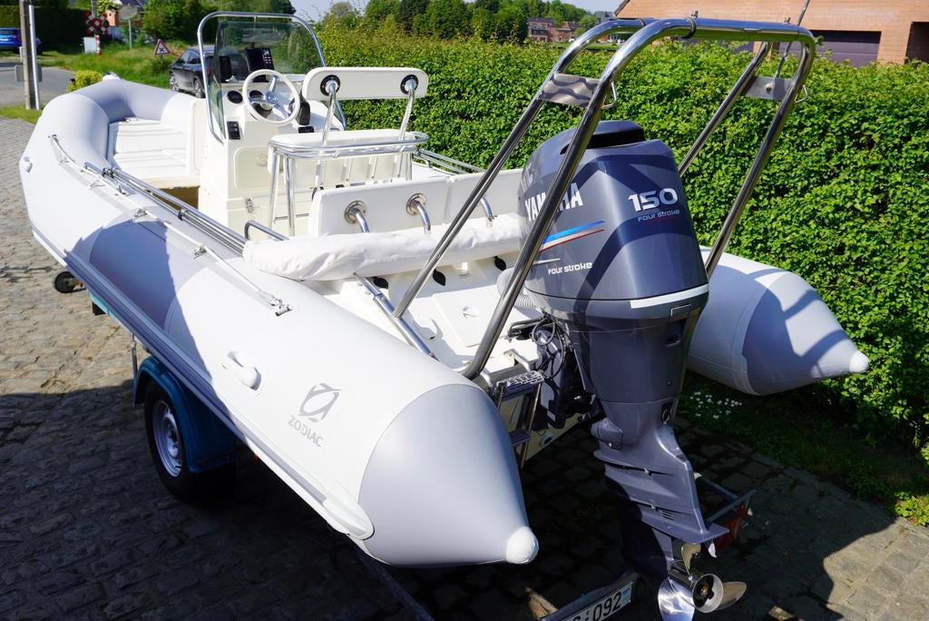 ZODIAC Pro Open 650 Semi Rigide, Sports nautiques & Bateaux, Canots pneumatiques, Enlèvement, Comme neuf, Pompe, Yamaha