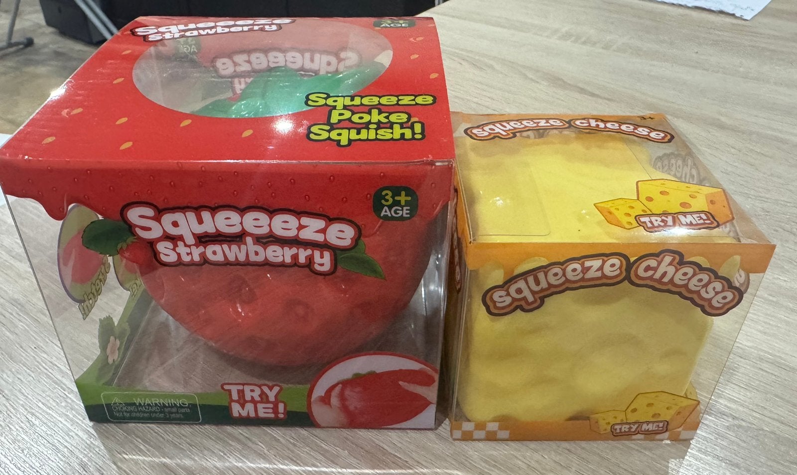 Nouveau squishy fraise et fromage, Ophalen