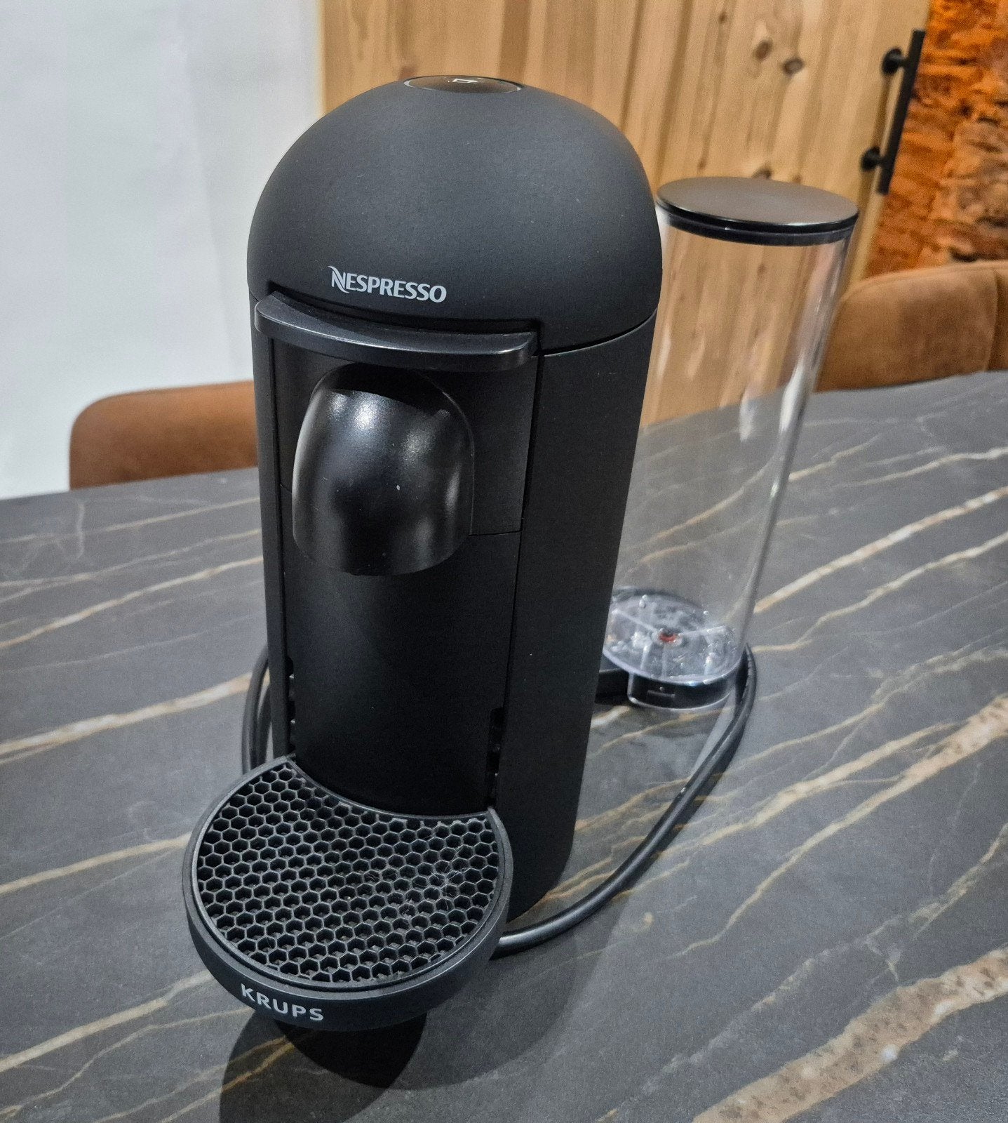 Nespresso vertuo xn903, Electroménager, Machine à espresso, Réservoir d'eau amovible, Dosettes et capsules de café, Comme neuf