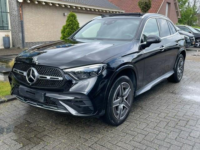 Mercedes-Benz GLC 300e 4MATIC AMG LINE PANO CAMERA 360 NAVIE, Cuir, Achat, Entreprise, Anti démarrage