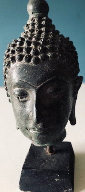 Statue thaïlandaise en bronze 17 cm, Maison & Meubles, Enlèvement ou Envoi