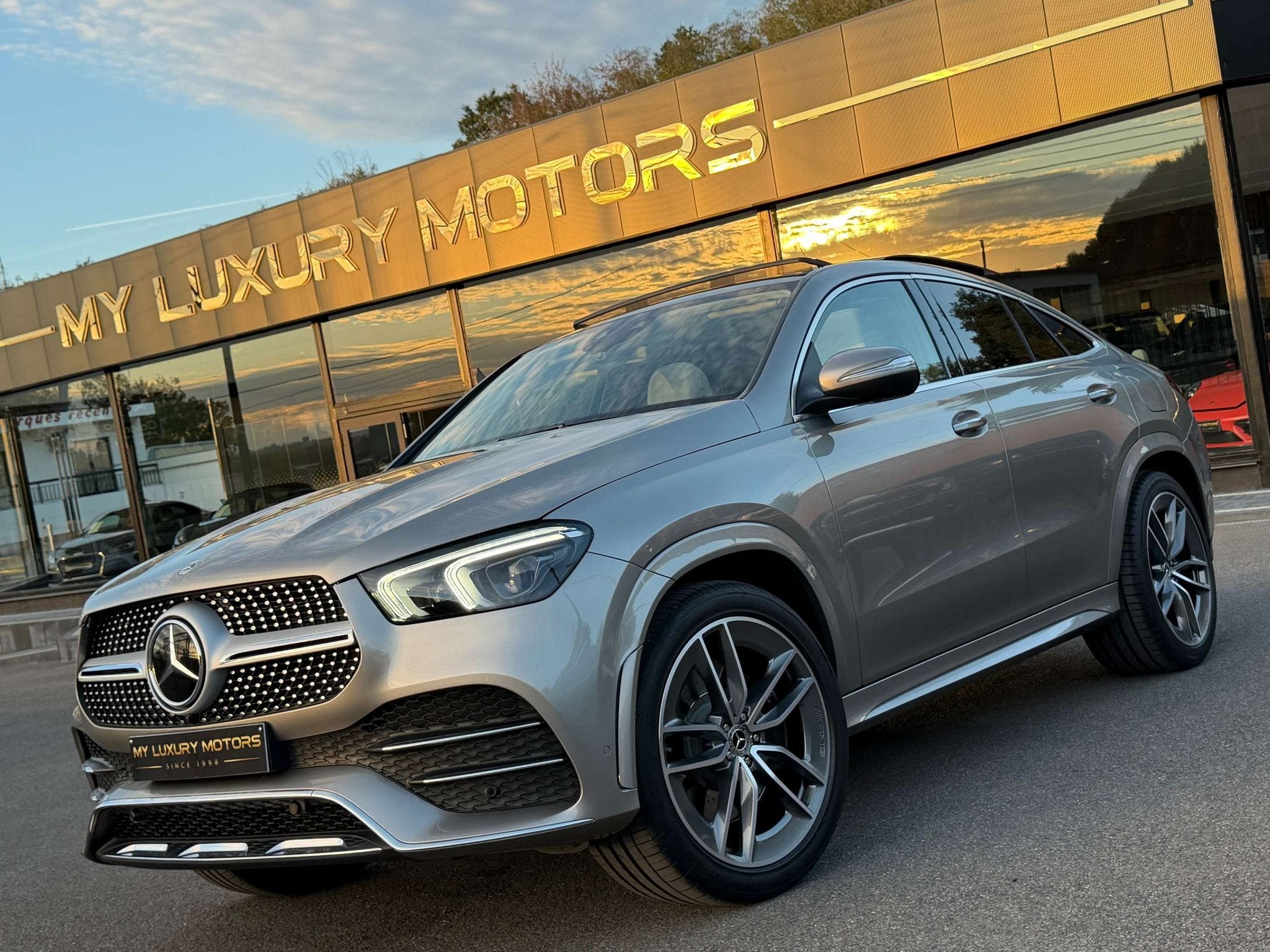 Mercedes-Benz GLE 350 e COUPE 4-MATIC | PACK AMG | BURMESTER, Autos, Cuir, Argent ou Gris, Entreprise, https://public.car-pass.be/vhr/ea00b22f-d505-4f5c-993c-a7110909ee01